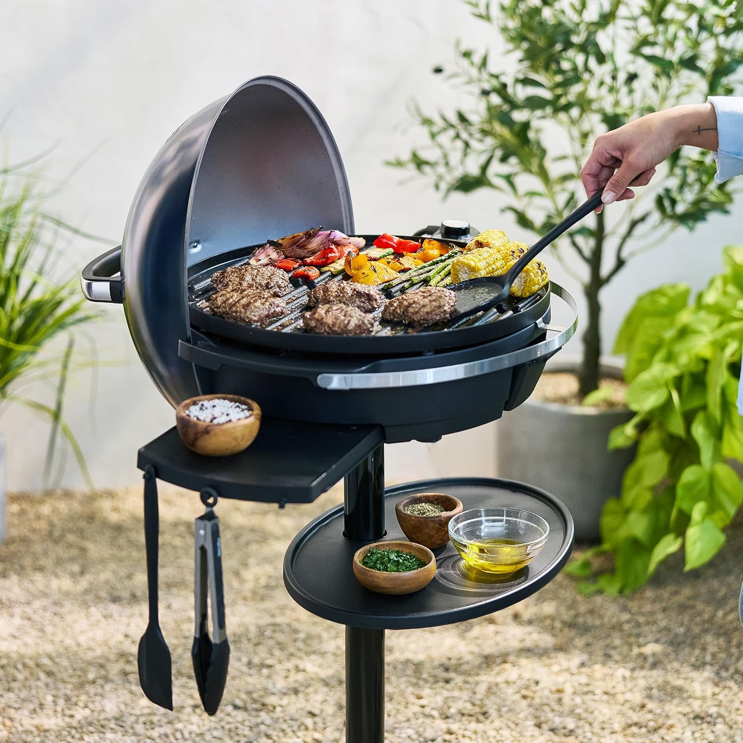 Portable 2-in-1 Indoor Outdoor Electric Grill Griddle